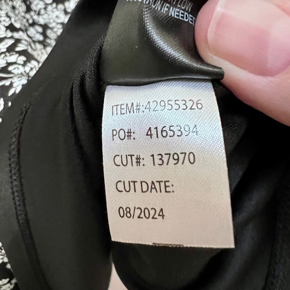 Torrid Black Ditsy Floral Short Sleeve Mini Dress with Pockets and Smocked Back - Picture 11 of 12